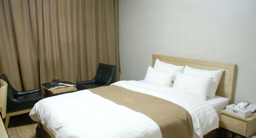 Y Ocean Hotel Yeosu Exterior foto